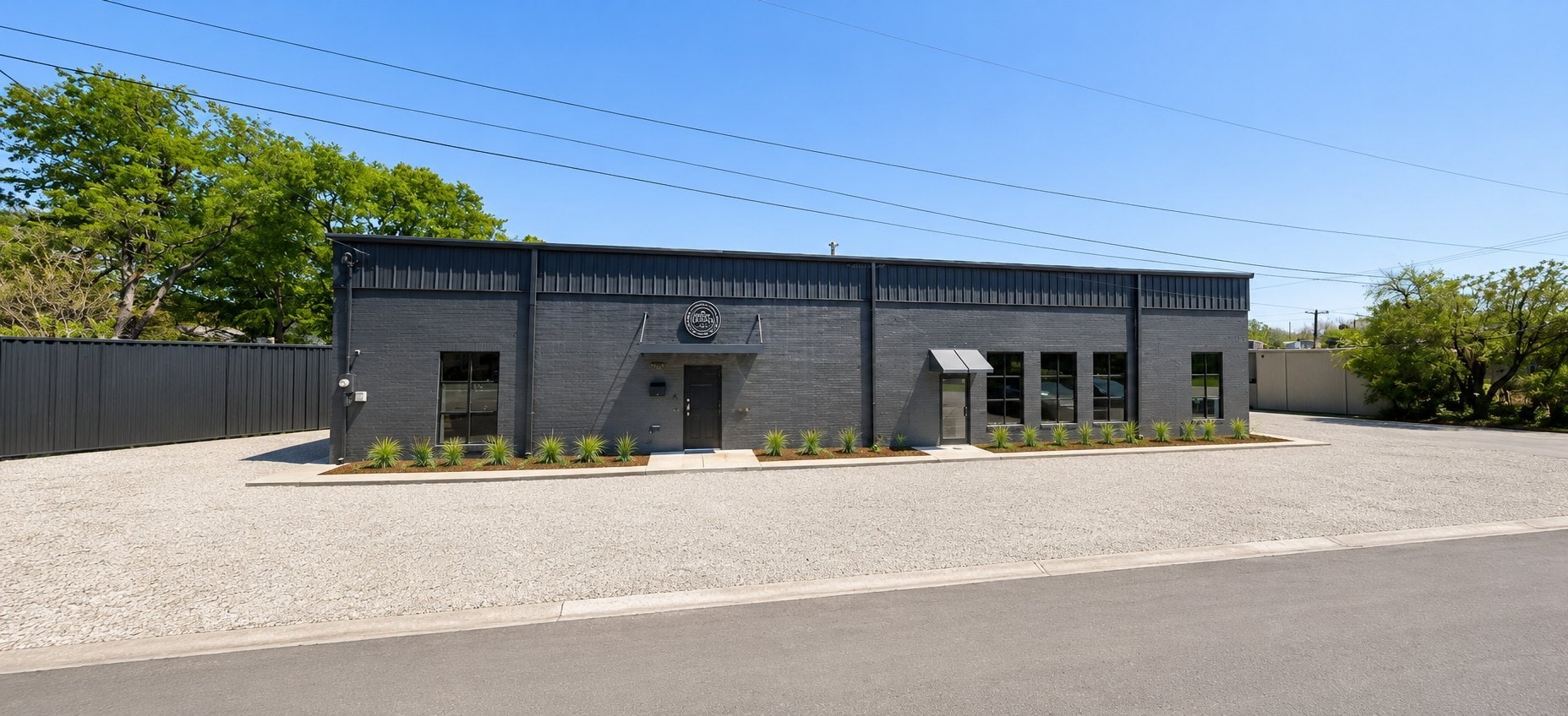 1720 Ocalla Ave, Dallas, TX for lease Primary Photo- Image 1 of 7
