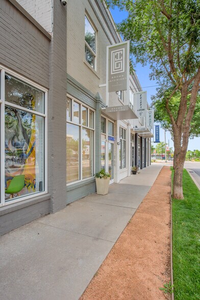 1112-1118 N Walker Ave, Oklahoma City, OK à louer - Photo du bâtiment - Image 2 de 4
