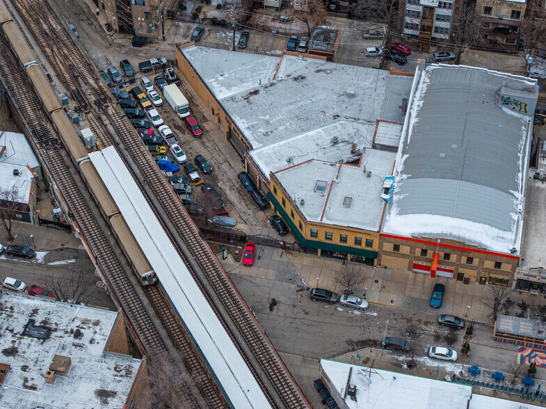 1520 W Jarvis Ave, Chicago, IL à vendre - Photo du bâtiment - Image 2 de 5