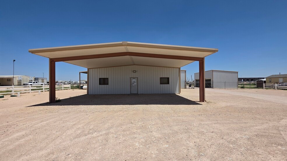 5904 N County Road 1150, Midland, TX for lease - Building Photo - Image 2 of 32