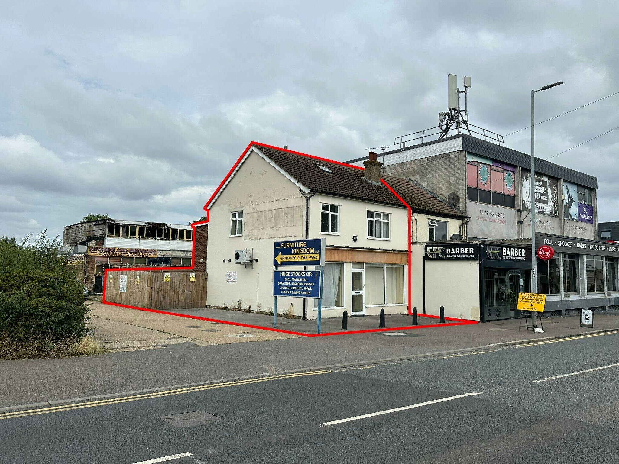 665-669 High Rd, Benfleet à vendre Photo du bâtiment- Image 1 de 9
