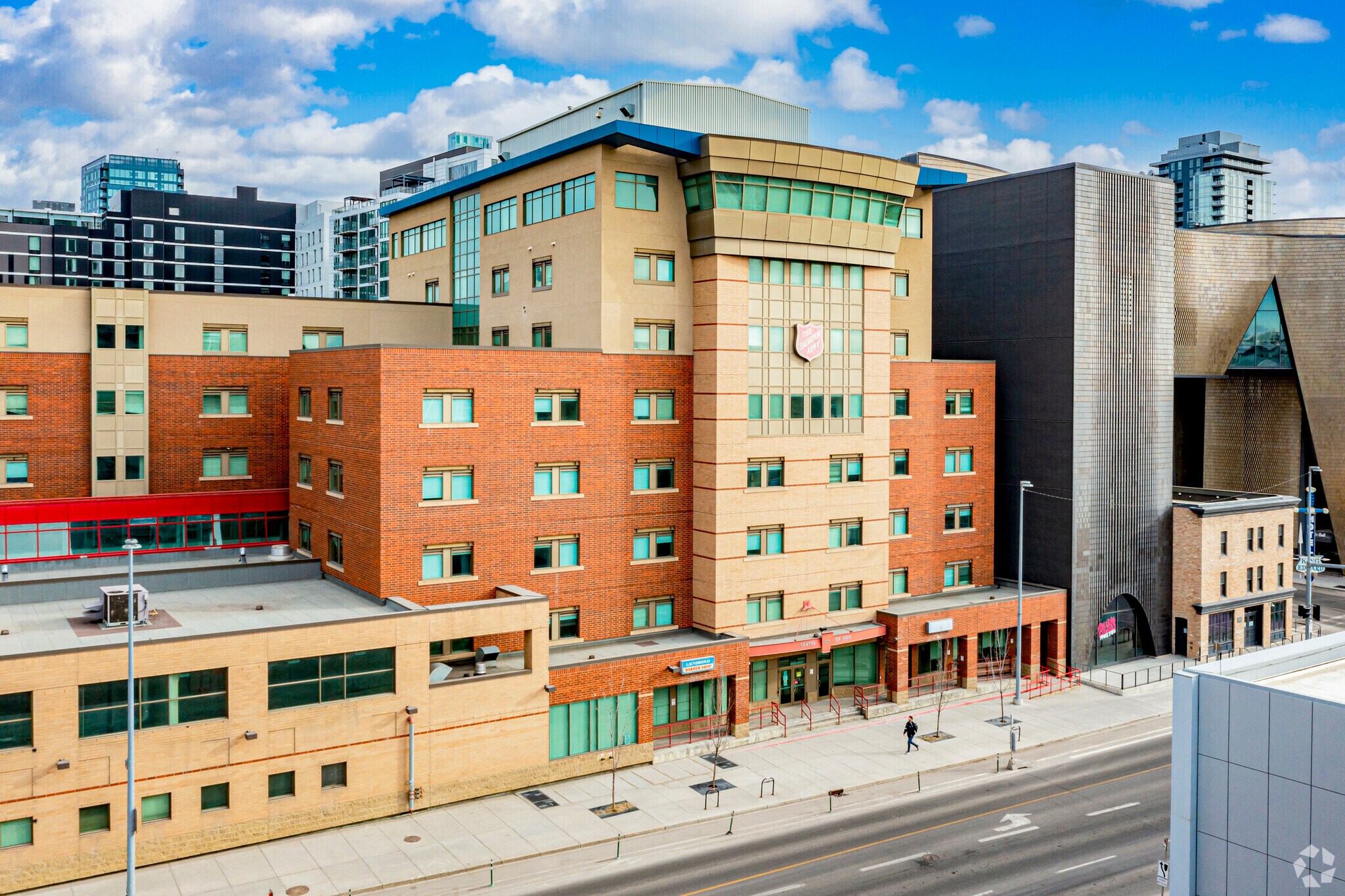 428 9th Ave SE, Calgary, AB for sale Building Photo- Image 1 of 1