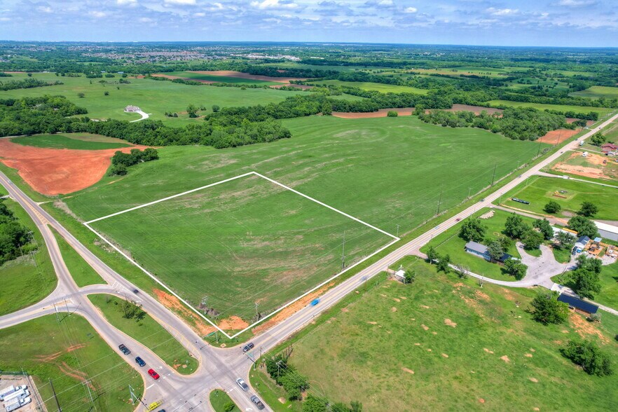 000 N Porter Ave, Norman, OK à vendre - Aérien - Image 1 de 3