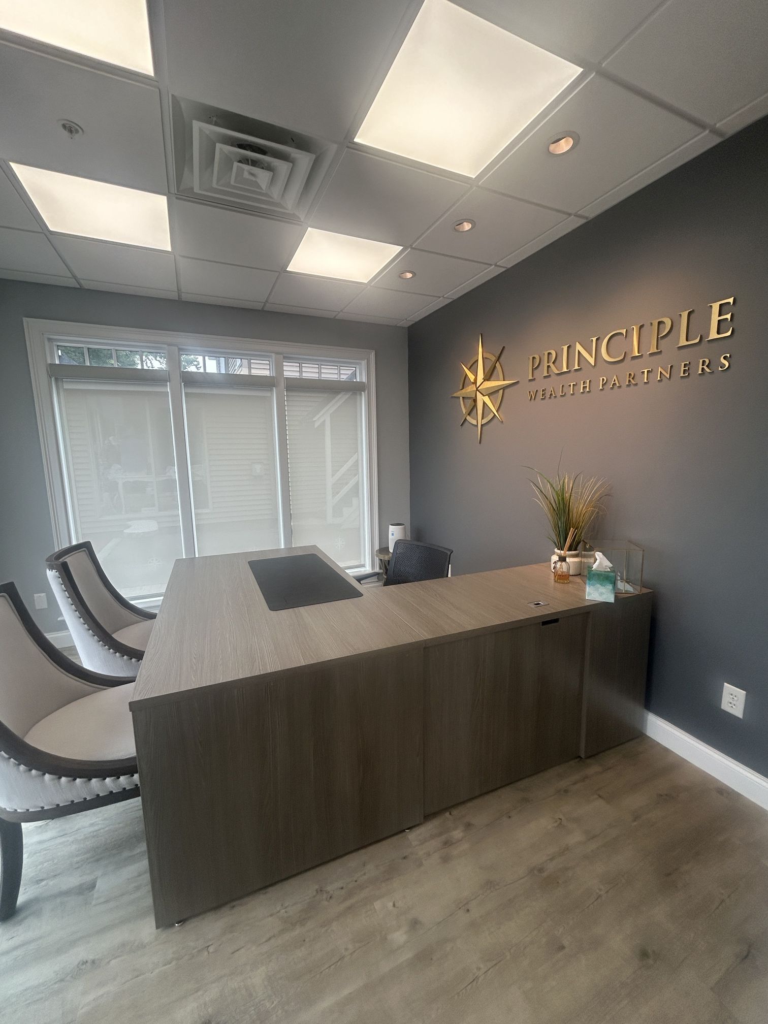 670 Boston Post Rd, Madison, CT for lease Interior Photo- Image 1 of 9