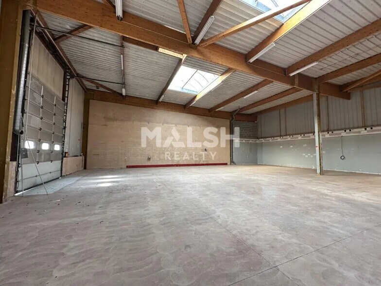 Bureau dans La Verpillière à louer - Photo intérieure - Image 3 de 9