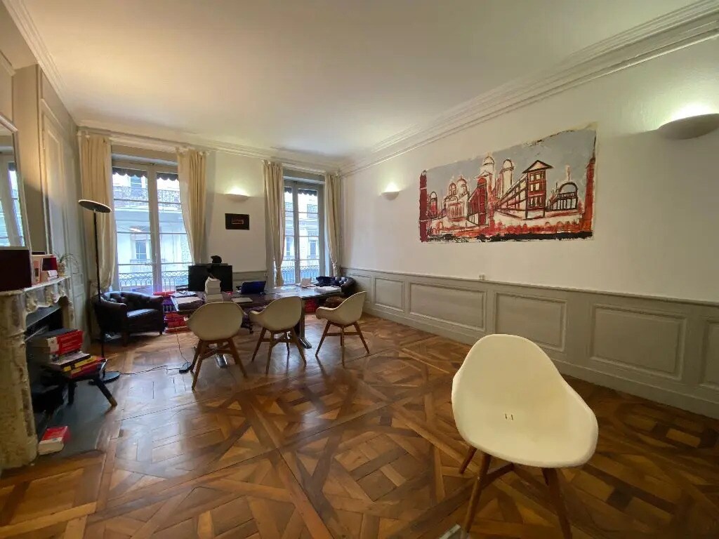 5 Rue Victor Hugo, Lyon for sale Interior Photo- Image 1 of 5