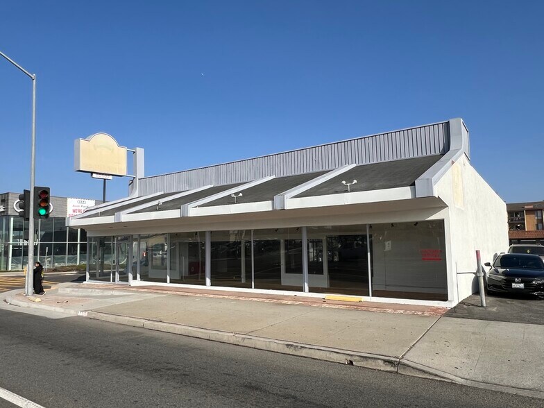 20502 Hawthorne Blvd, Torrance, CA à louer - Photo du bâtiment - Image 1 de 20