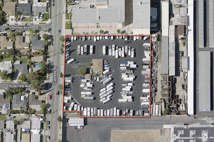 770 S Cypress St, La Habra, CA à vendre - Photo du bâtiment - Image 2 de 2