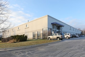 Plus de détails pour 10790 Green Bay Rd, Pleasant Prairie, WI - Industriel à vendre