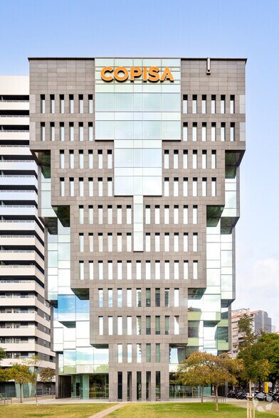 Plaça d'Europa, 2-4, L'Hospitalet de Llobregat, Barcelona à louer - Photo du bâtiment - Image 3 de 6