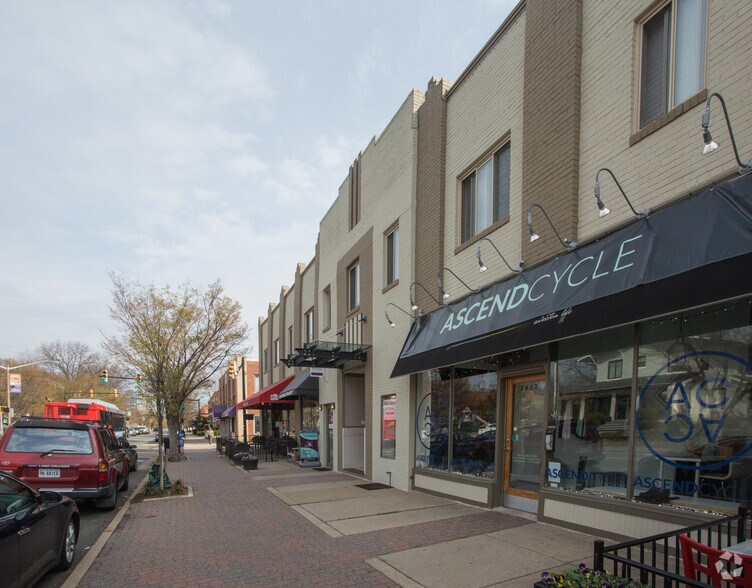 2413-2419 Mt Vernon Ave, Alexandria, VA à vendre - Photo du bâtiment - Image 3 de 11