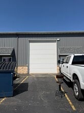 14619-14627 Edison Dr, New Lenox, IL for lease Interior Photo- Image 2 of 16