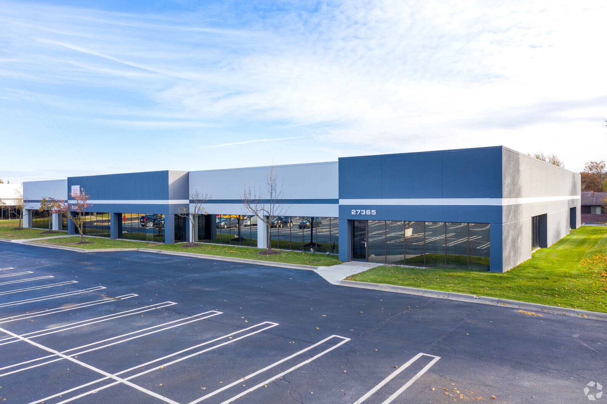 27355-27365 W 11 Mile Rd, Southfield, MI for sale Primary Photo- Image 1 of 7