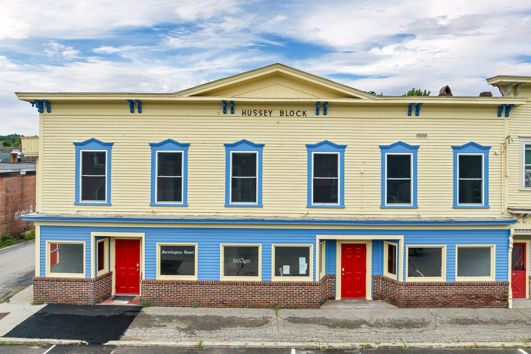 415 Main St, Farmington, NH à vendre Photo du bâtiment- Image 1 de 28