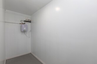 2135-2137 Mission St, San Francisco, CA for lease Interior Photo- Image 2 of 9