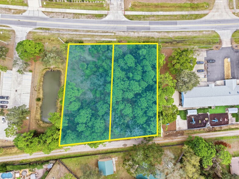 820 Jupiter Blvd NW, Palm Bay, FL à vendre - Photo du bâtiment - Image 2 de 7