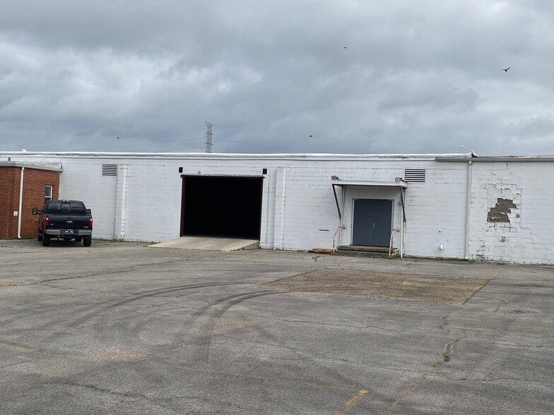 1031 S Green St, Tupelo, MS for sale - Building Photo - Image 2 of 21