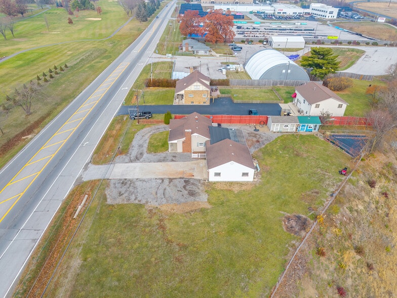 4422 Hillegas Rd, Fort Wayne, IN à vendre - Photo du bâtiment - Image 3 de 10