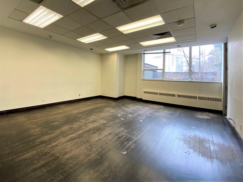 1300 Don Mills Rd, Toronto, ON à vendre - Photo intérieure - Image 1 de 1