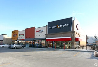 5824-5832 Douglas Ave, Des Moines, IA for lease Building Photo- Image 1 of 7