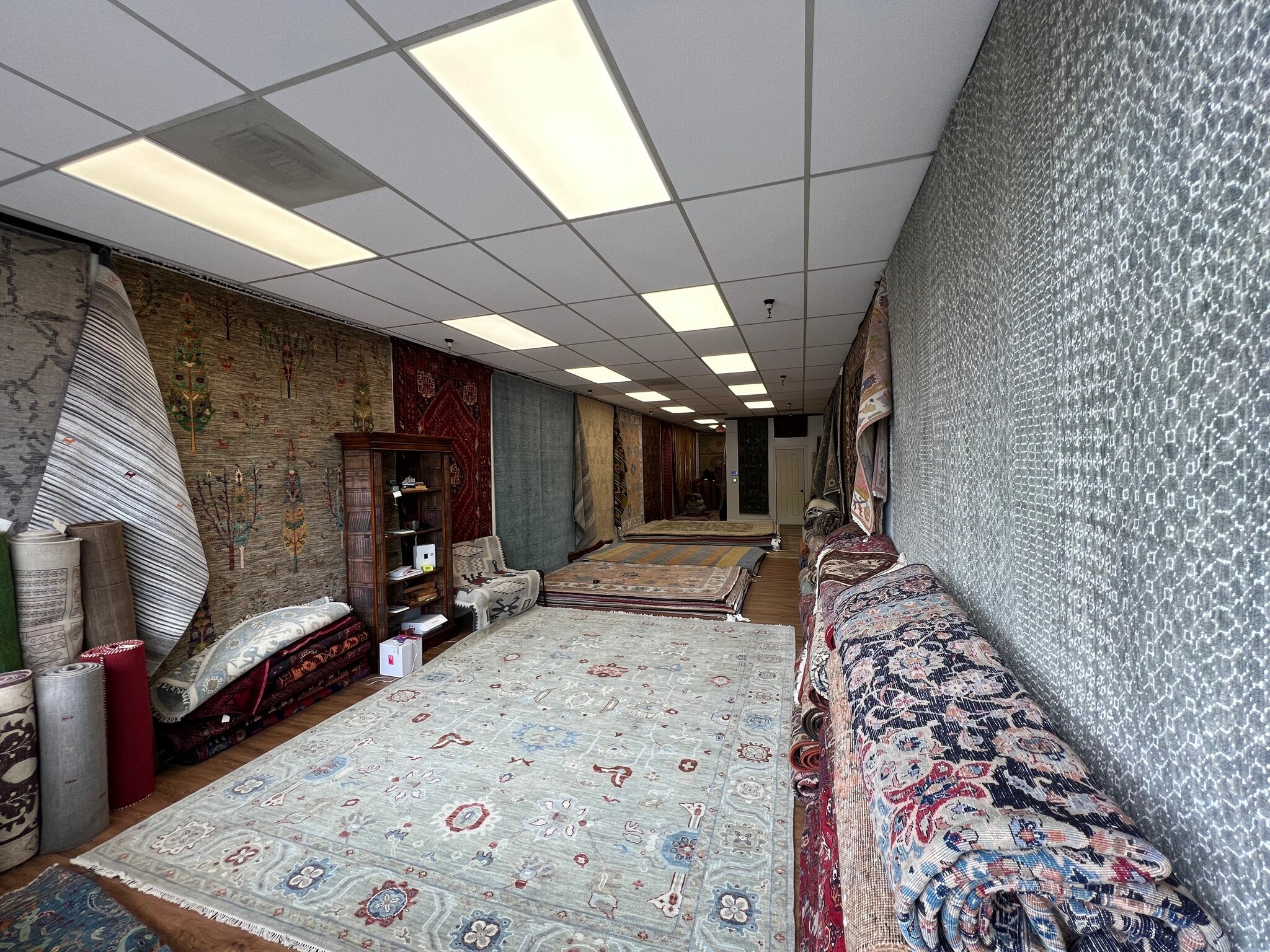 13125-13503 SE Mill Plain Blvd, Vancouver, WA for lease Interior Photo- Image 1 of 4