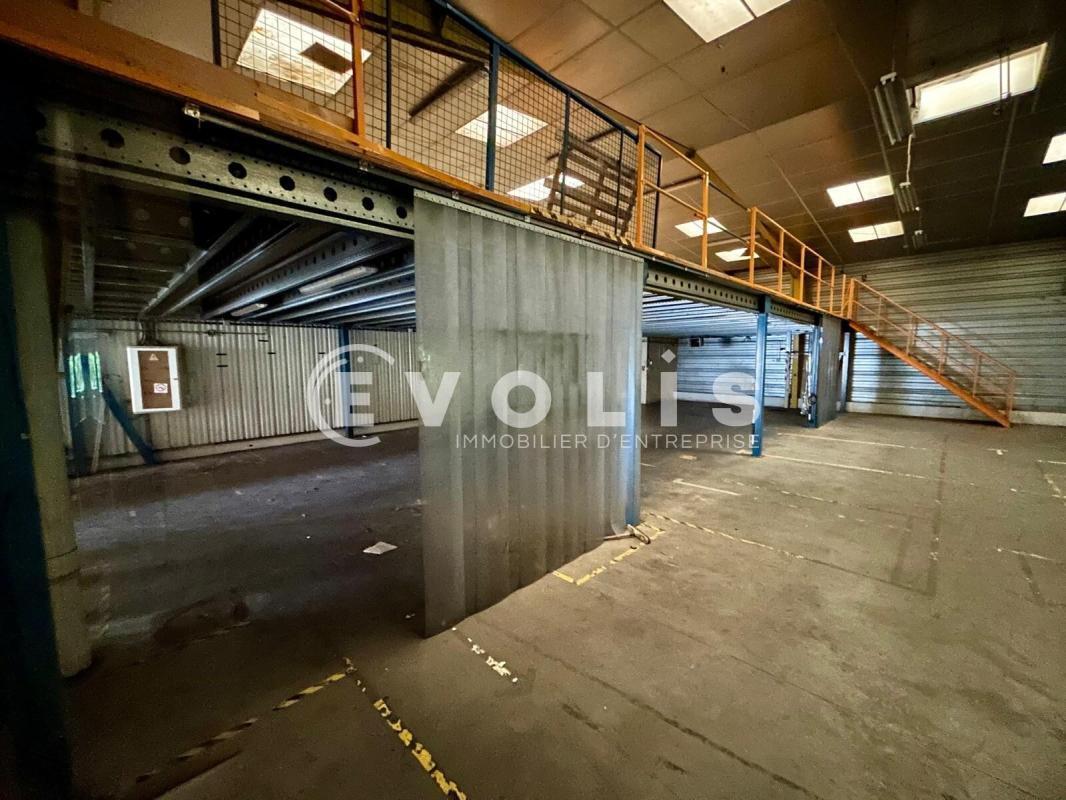 Flex in Savigny-le-Temple for lease Interior Photo- Image 1 of 8