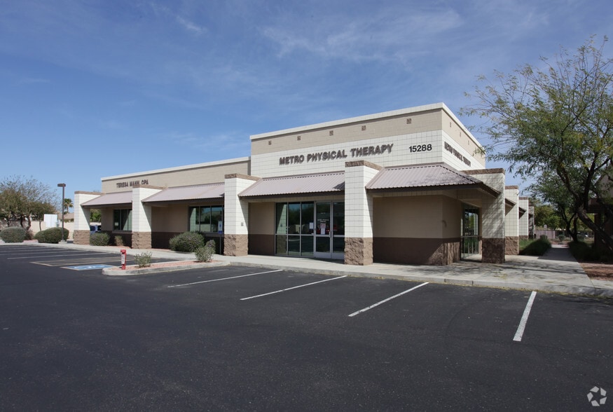 15288 W Brookside Ln, Surprise, AZ for lease - Primary Photo - Image 1 of 67