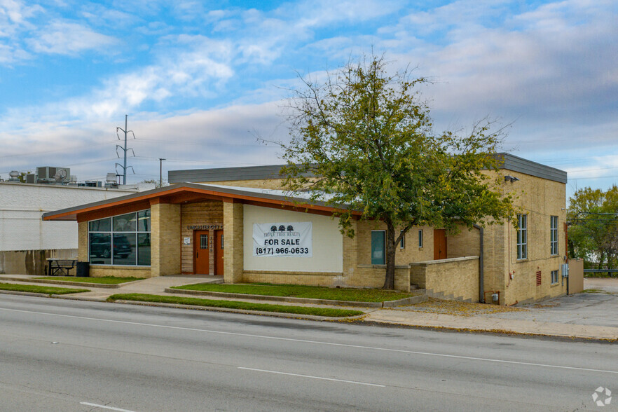 2640 E Lancaster Ave, Fort Worth, TX for sale - Primary Photo - Image 1 of 1