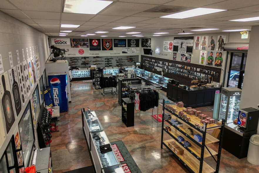 86321 College View Rd, Eugene, OR à vendre - Photo du bâtiment - Image 2 de 29