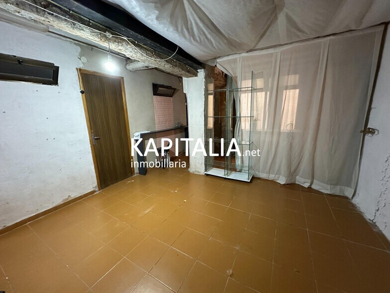 Retail in Bocairent, Valencia for sale - Building Photo - Image 3 of 11