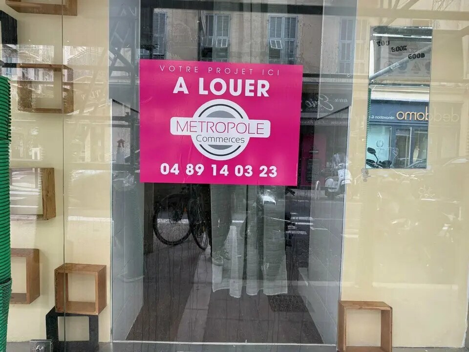 Retail in Nice for lease Building Photo- Image 1 of 9
