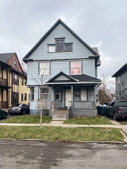 26 Avenue C, Rochester, NY à vendre - Photo du bâtiment - Image 2 de 2