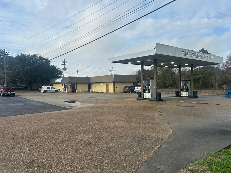 7280 LA Highway 1 S, Addis, LA for sale - Primary Photo - Image 1 of 10