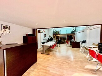 Plus de détails pour Commerce de détail à vendre