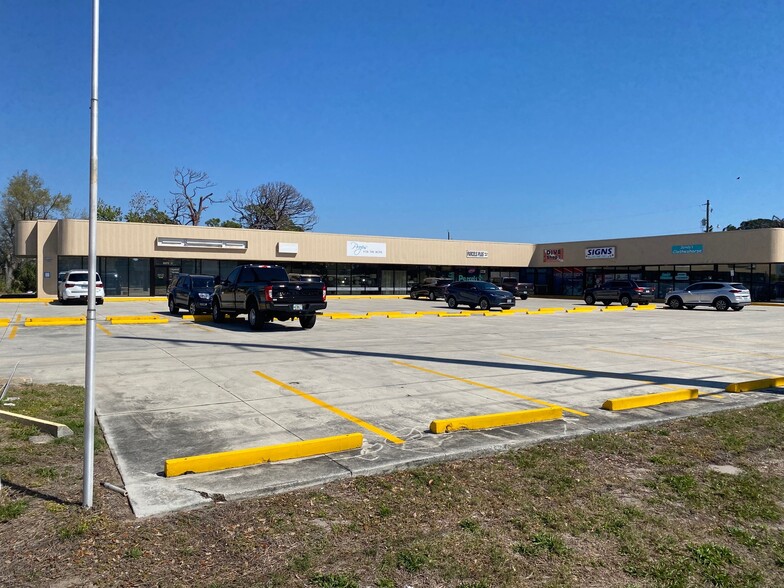 2961 Placida Rd, Englewood, FL for lease - Building Photo - Image 1 of 4