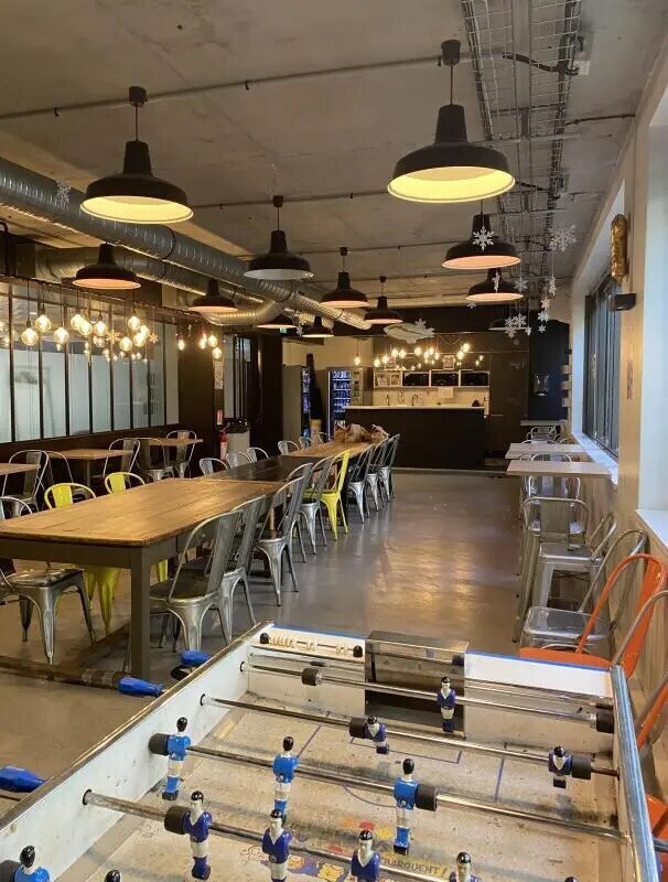 Levallois-Perret, HDS 92300 - - - Interior Photo - Image 1 of 11