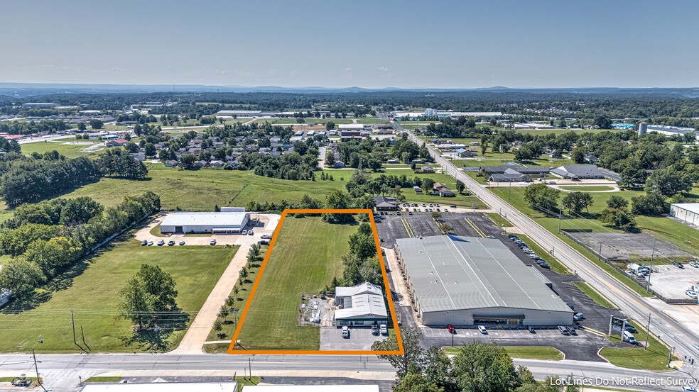 1520 E Main St, Siloam Springs, AR for sale - Building Photo - Image 2 of 15