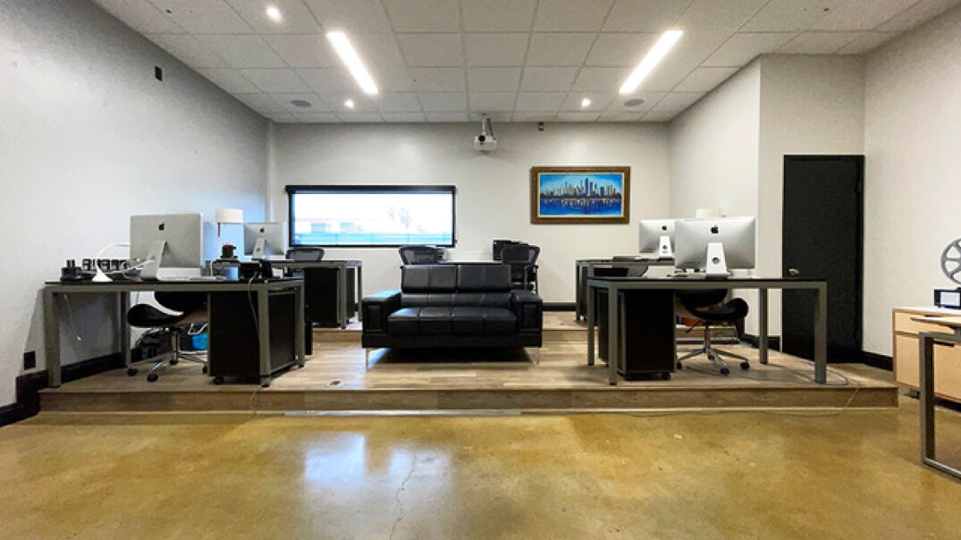 302 Oceanside Blvd, Oceanside, CA for sale Interior Photo- Image 1 of 32