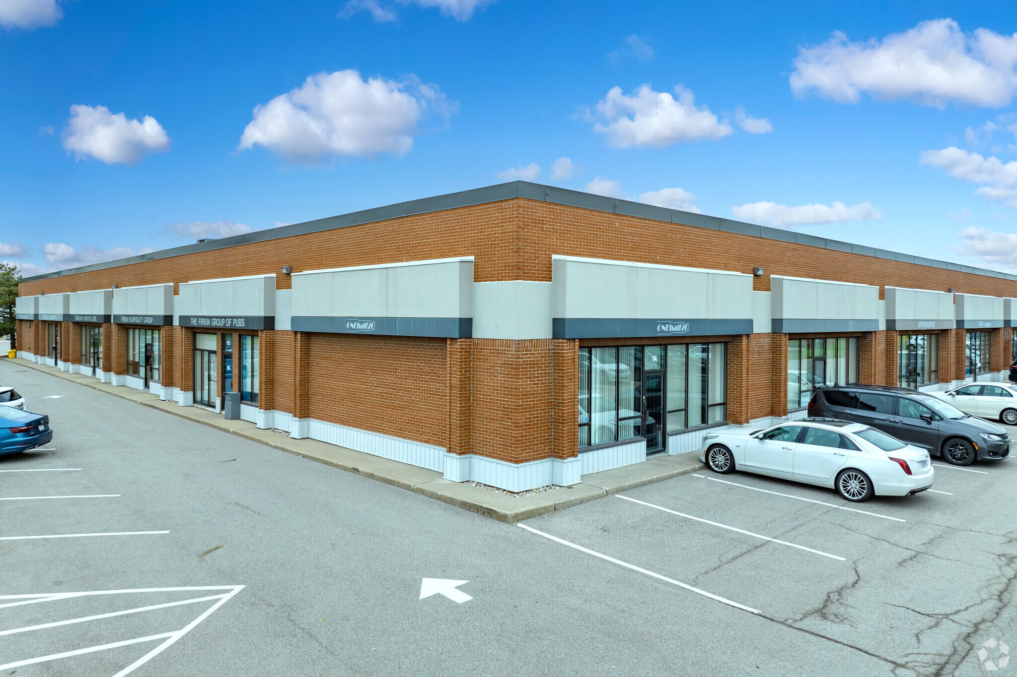 20 Steelcase Rd W, Markham, ON à vendre Photo principale- Image 1 de 1