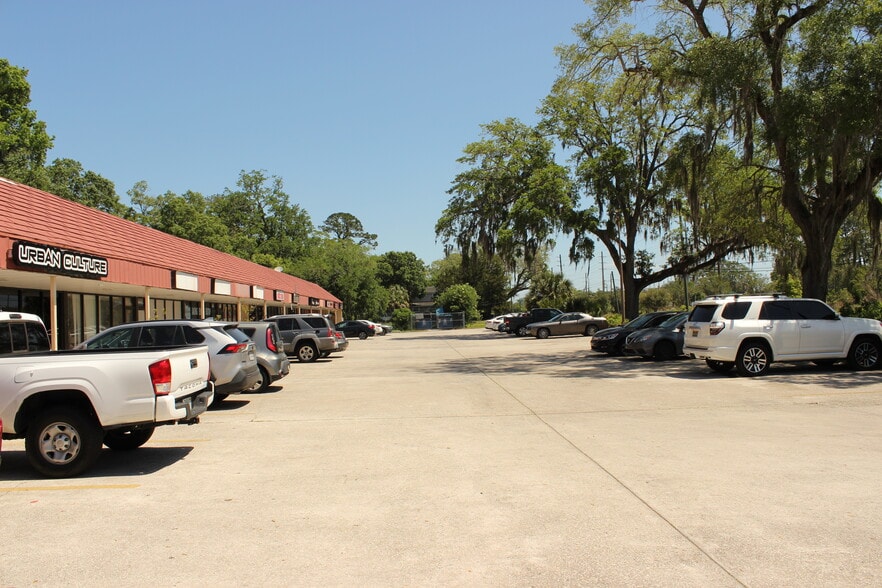 3325 Plymouth St, Jacksonville, FL for lease - Primary Photo - Image 1 of 4