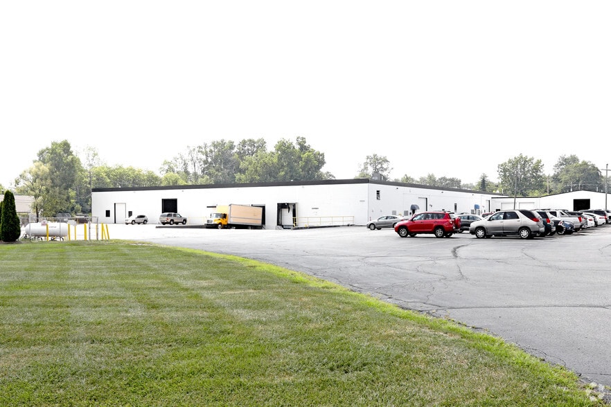 1955 Stephenson Hwy, Troy, MI for sale - Building Photo - Image 3 of 7
