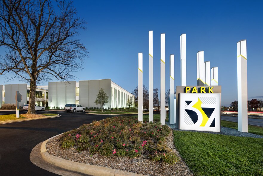 750 executive center Dr, Greenville, SC for lease - Building Photo - Image 2 of 6