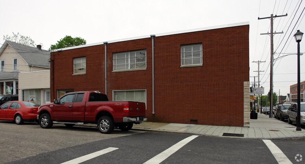 230-232 Warren Ave, East Providence, RI for sale - Building Photo - Image 2 of 4