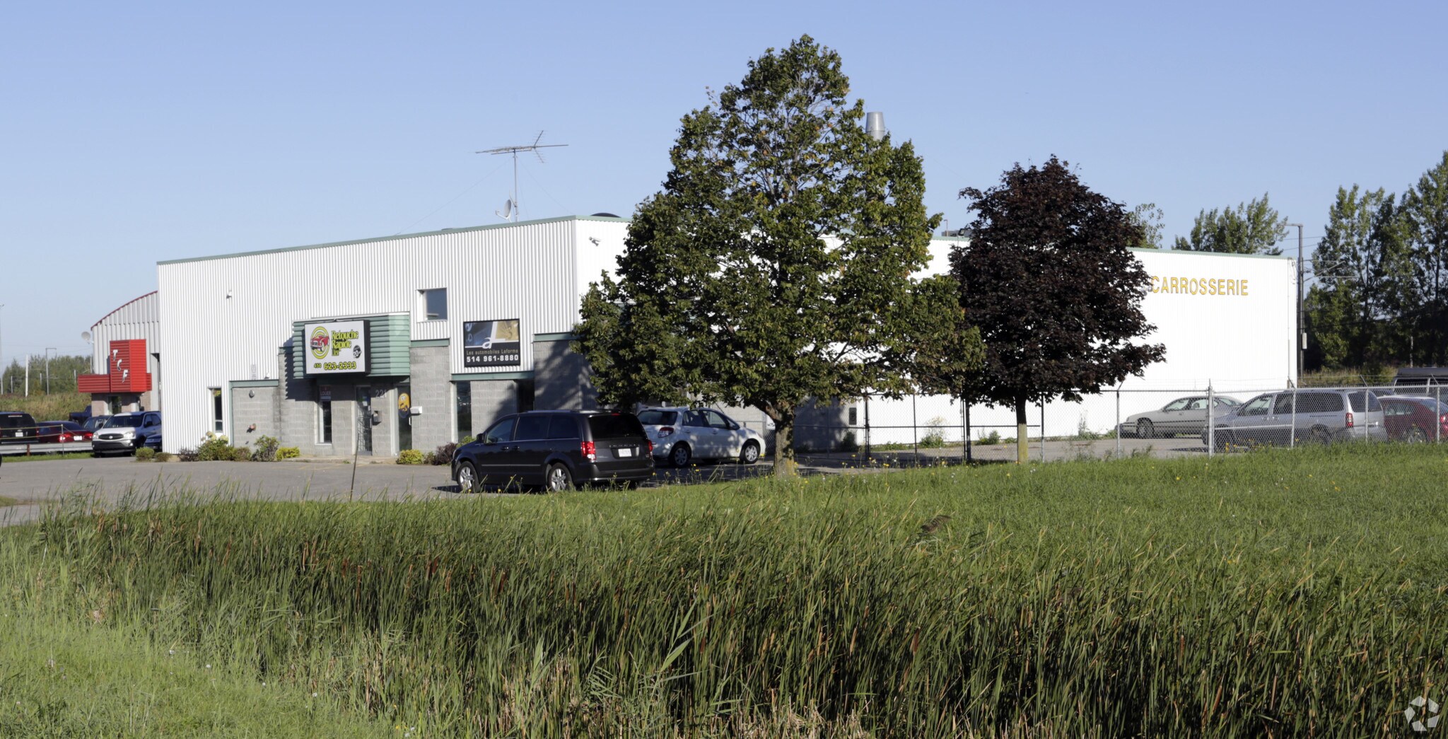 221 Boul Albert-Mondou, St-Eustache, QC for sale Primary Photo- Image 1 of 1