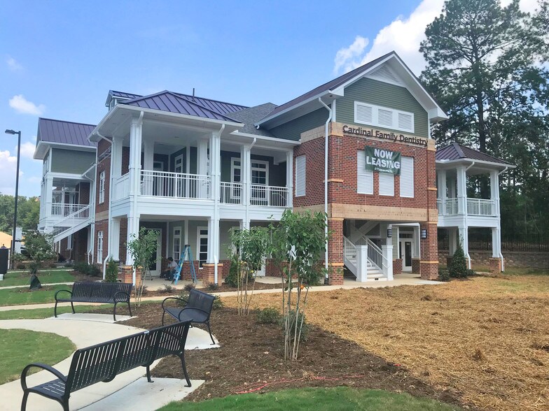 1480 Chapel Ridge Rd, Apex, NC à louer - Photo du bâtiment - Image 2 de 3