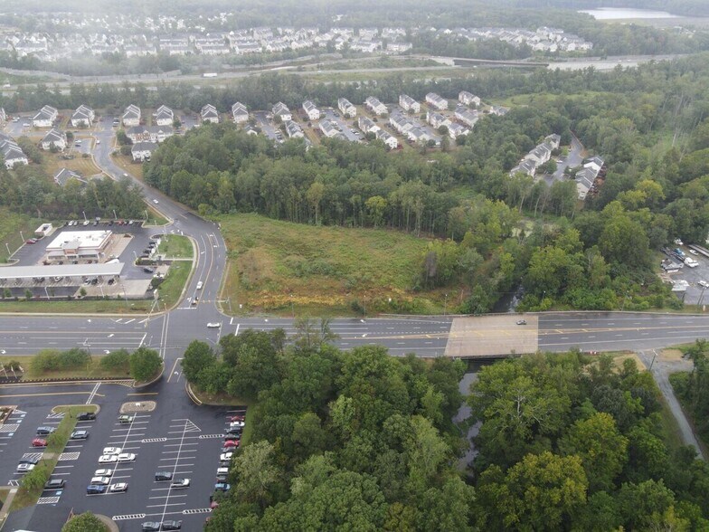 Port Aquia Dr Port Aquia Dr & Richmond Hwy, Stafford, VA à vendre - Aérien - Image 3 de 10