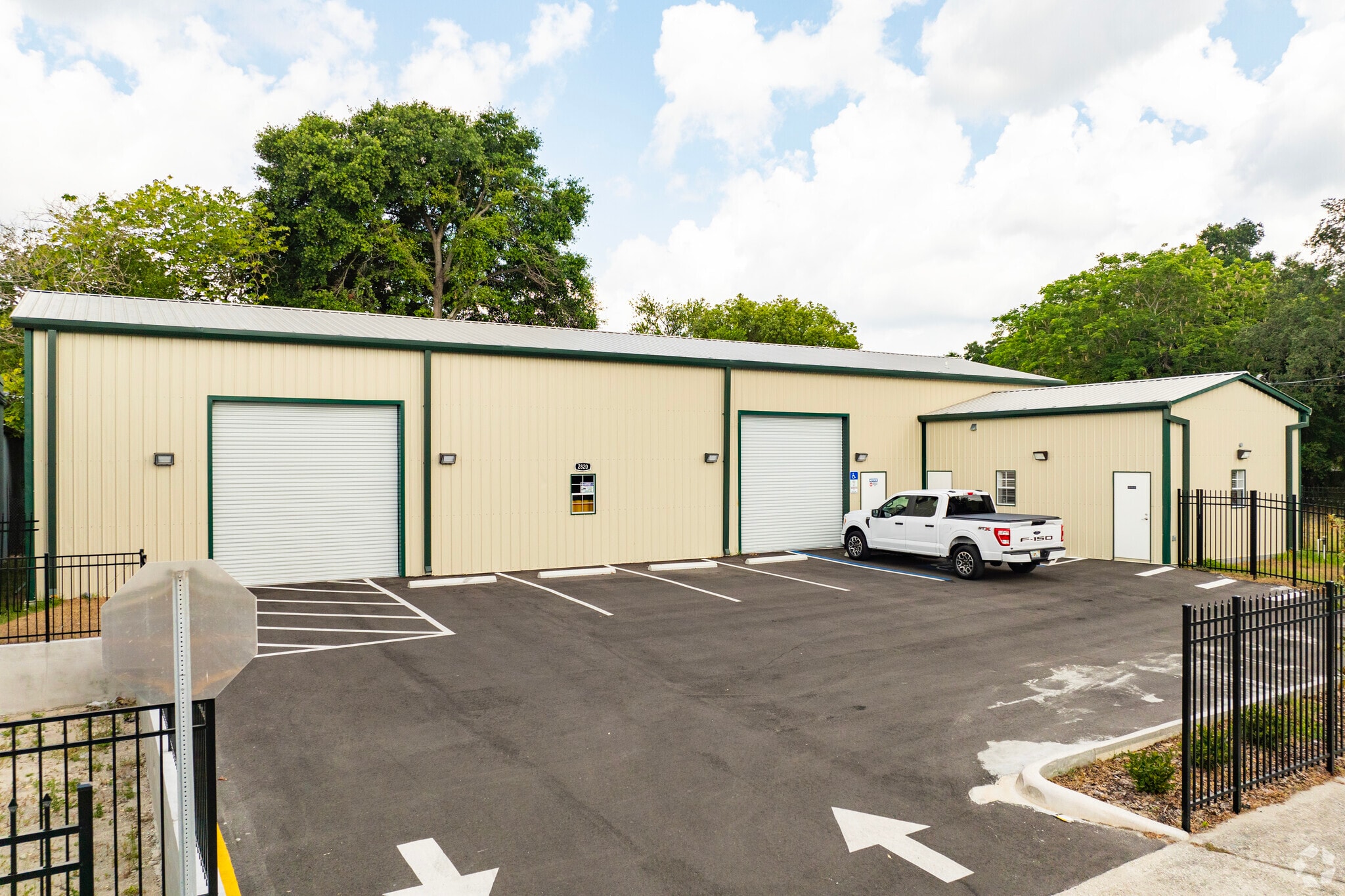 2820 N 34th St, Tampa, FL for lease Primary Photo- Image 1 of 7
