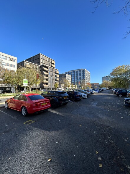 The Boulevard park, Crawley à vendre - Photo principale - Image 1 de 1