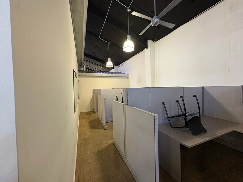 821 Pine St, Paso Robles, CA à louer - Photo du bâtiment - Image 3 de 11