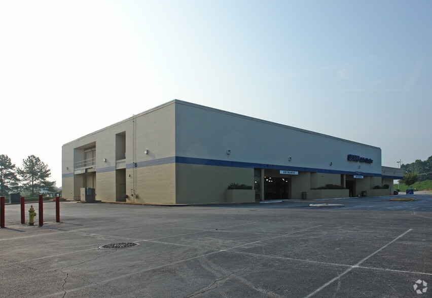 2231 Henderson Mill Rd NE, Atlanta, GA for lease - Building Photo - Image 1 of 2